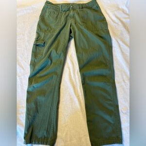 Patagonia Olive Cargo Pants for women’s